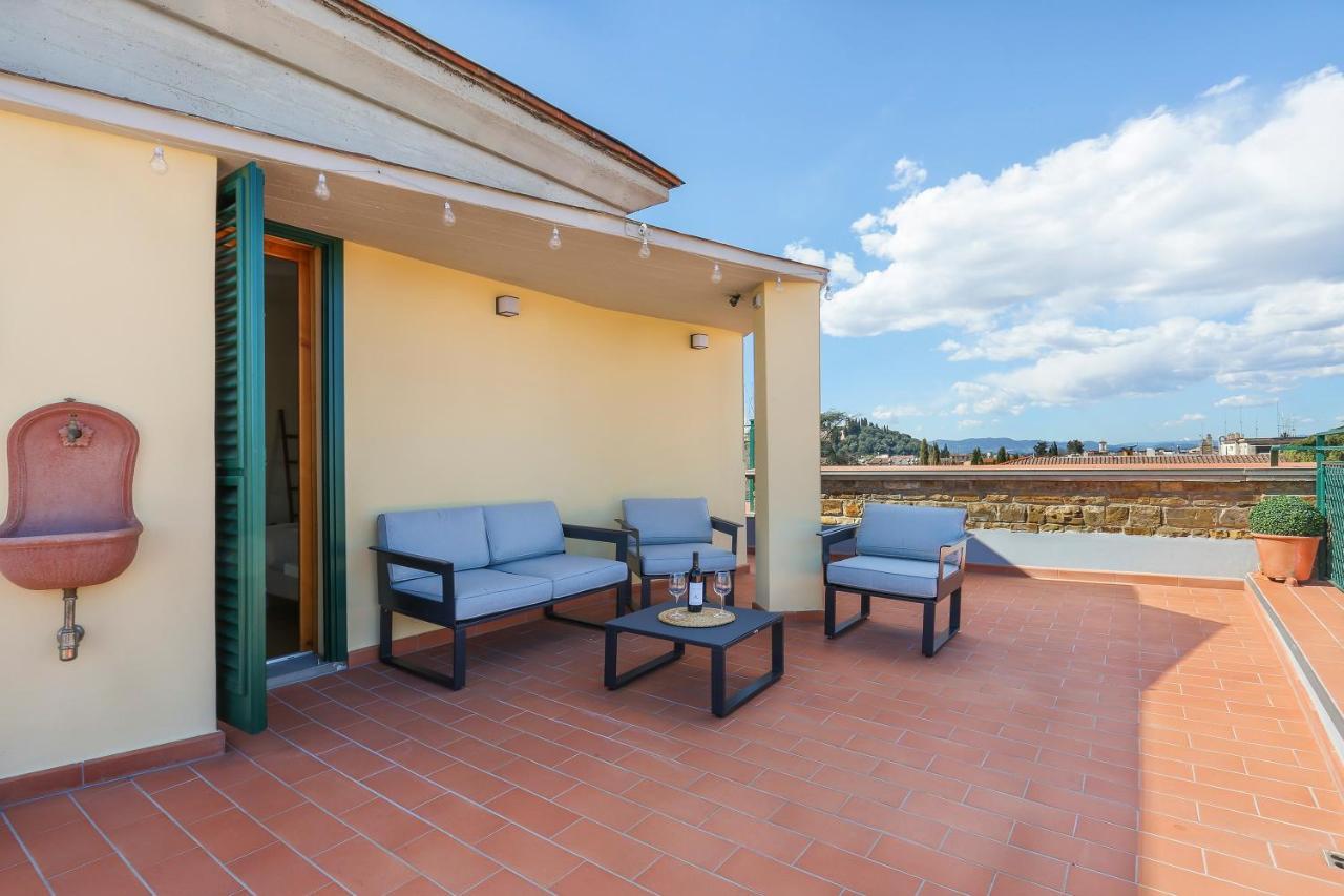 Penthouse With Big Terrace In Oltrarno Apartment Florence Ngoại thất bức ảnh